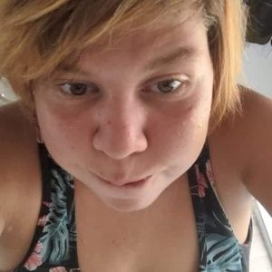 Meet your Posher, Angele